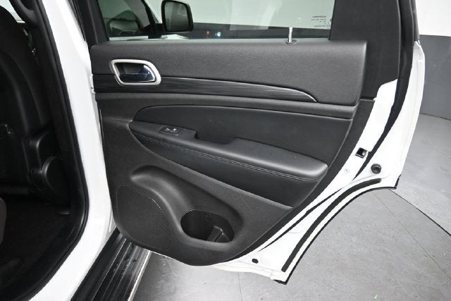 2020 Jeep Grand Cherokee Laredo E