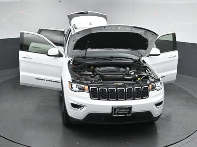 2020 Jeep Grand Cherokee Laredo E
