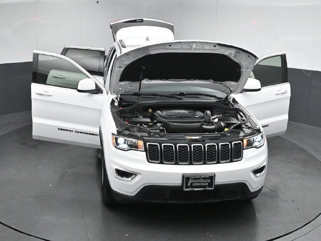 2020 Jeep Grand Cherokee Laredo E
