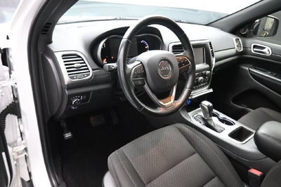 2020 Jeep Grand Cherokee Laredo E