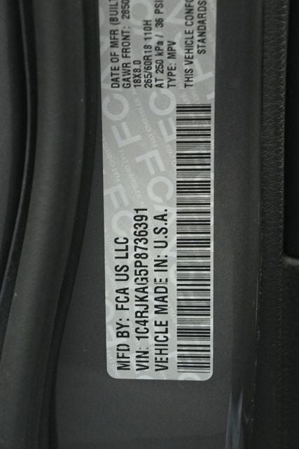 2023 Jeep Grand Cherokee L Laredo