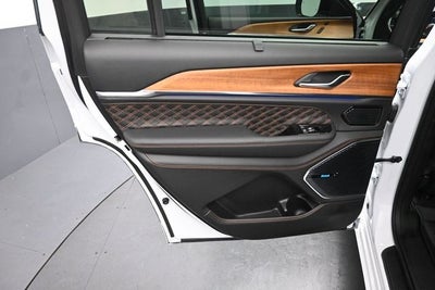 2023 Jeep Grand Cherokee L Summit