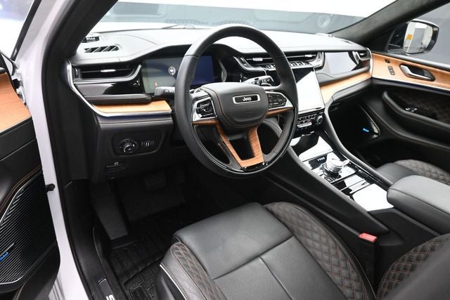 2023 Jeep Grand Cherokee L Summit