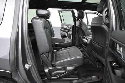 2023 Jeep Wagoneer Series II Carbide Edition