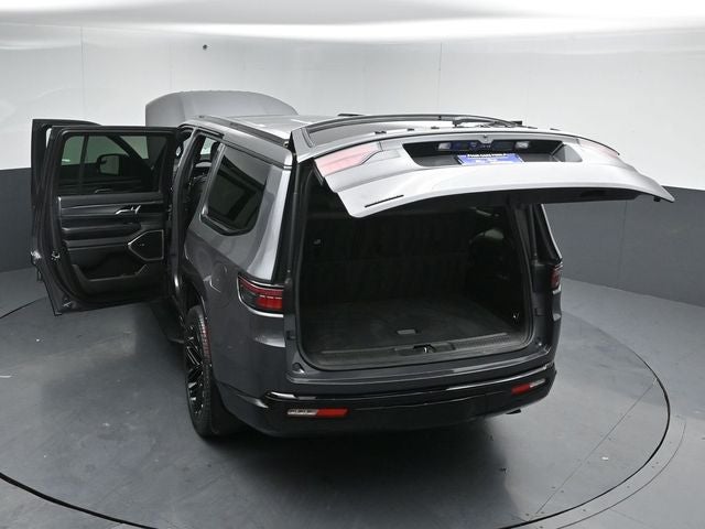 2023 Jeep Wagoneer Series II Carbide Edition