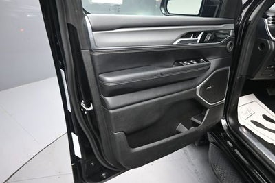 2023 Jeep Wagoneer Series II Carbide Edition