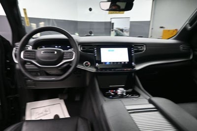 2023 Jeep Wagoneer Series II Carbide Edition