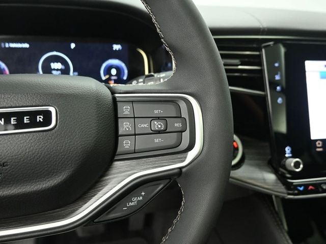 2023 Jeep Wagoneer Series III Premium