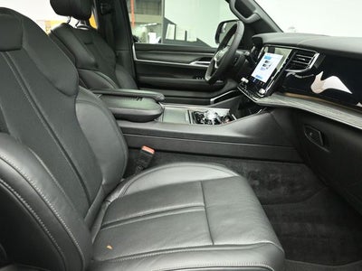 2023 Jeep Wagoneer Series III Premium