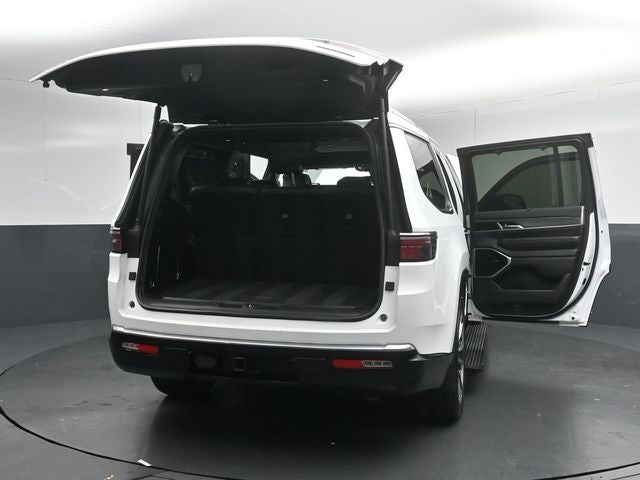 2023 Jeep Wagoneer Series III Premium