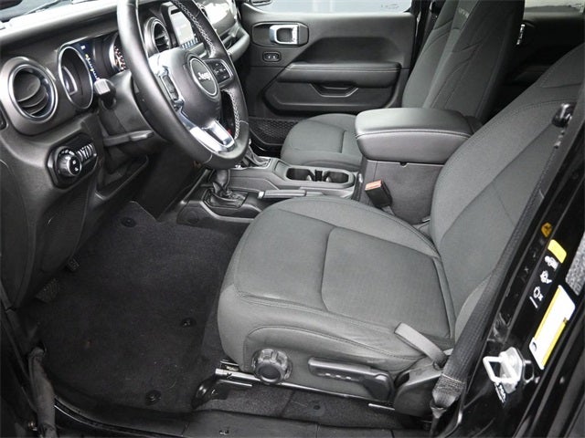 2021 Jeep Gladiator Overland