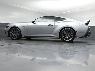 2025 Ford Mustang GT Premium Performance Package