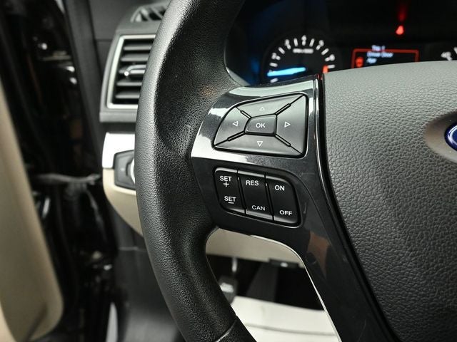 2019 Ford Explorer Base