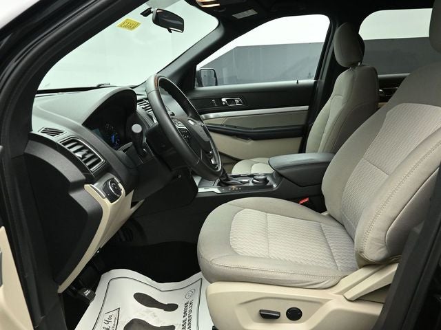 2019 Ford Explorer Base