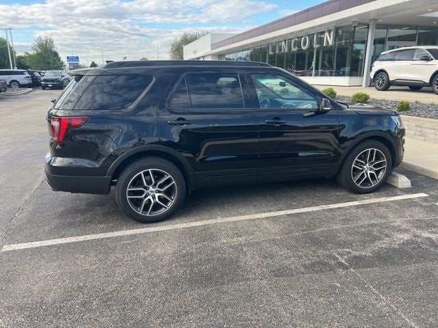 2016 Ford Explorer Sport