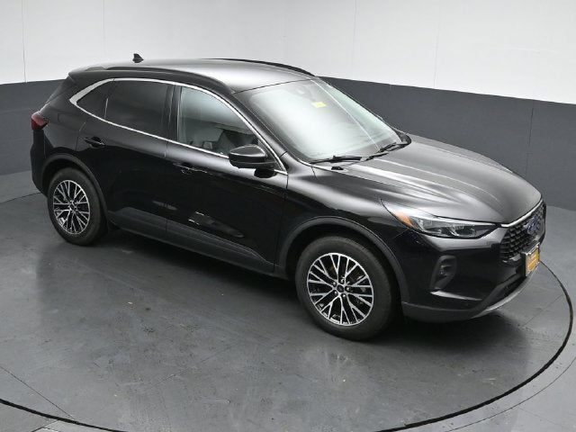 2026 Ford Escape Plug-In Hybrid Base Premium Package