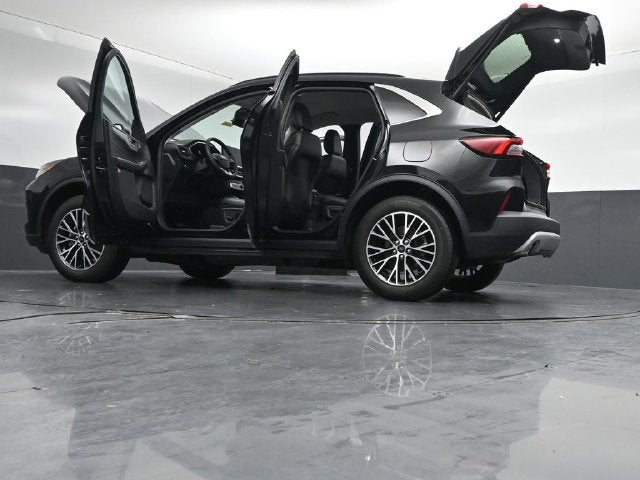 2026 Ford Escape Plug-In Hybrid Base Premium Package