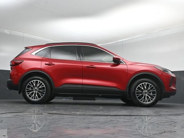 2025 Ford Escape Plug-In Hybrid Base