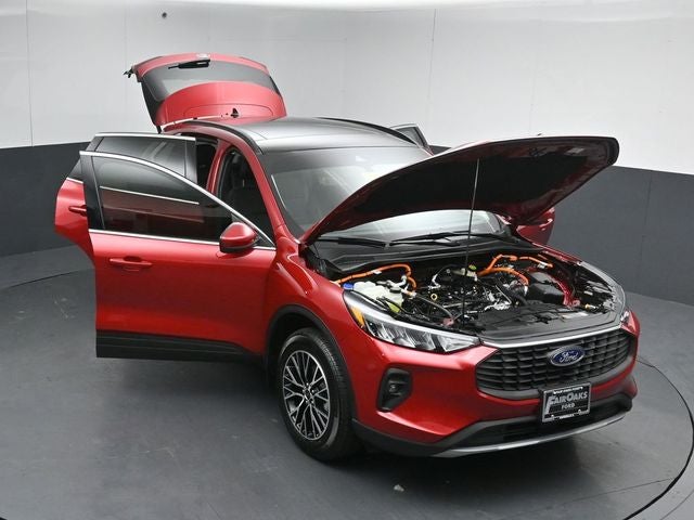 2025 Ford Escape Plug-In Hybrid Base