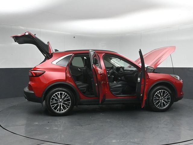 2025 Ford Escape Plug-In Hybrid Base