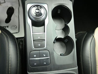 2022 Ford Escape Plug-In Hybrid Titanium