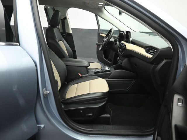 2022 Ford Escape Plug-In Hybrid Titanium