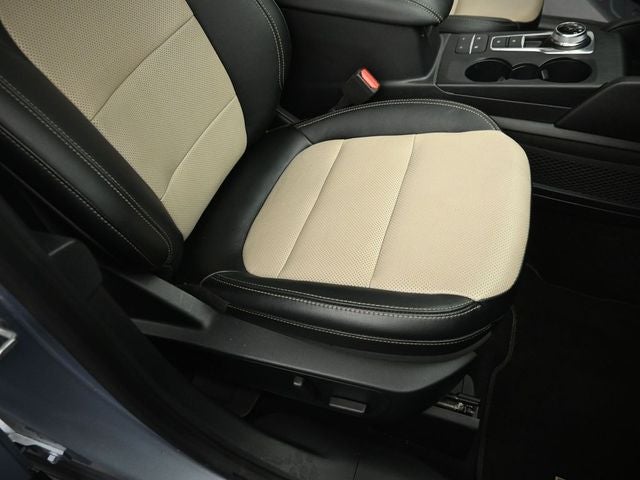 2022 Ford Escape Plug-In Hybrid Titanium