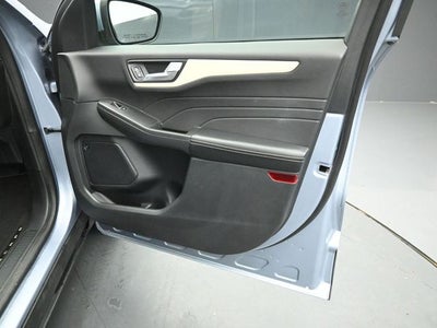 2022 Ford Escape Plug-In Hybrid Titanium