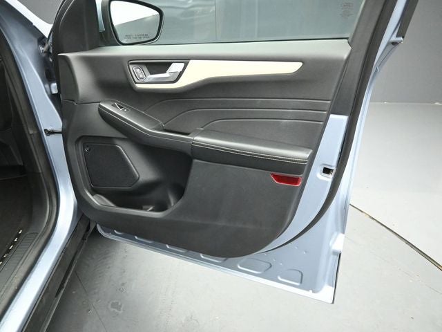 2022 Ford Escape Plug-In Hybrid Titanium