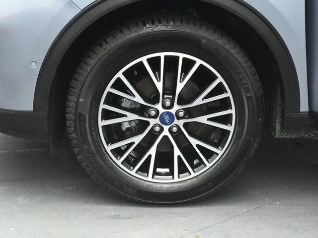 2022 Ford Escape Plug-In Hybrid Titanium