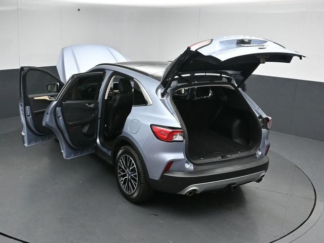2022 Ford Escape Plug-In Hybrid Titanium