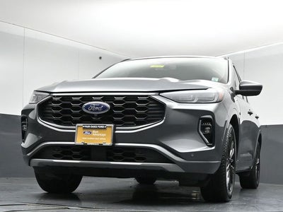 2023 Ford Escape Hybrid ST-Line Elite