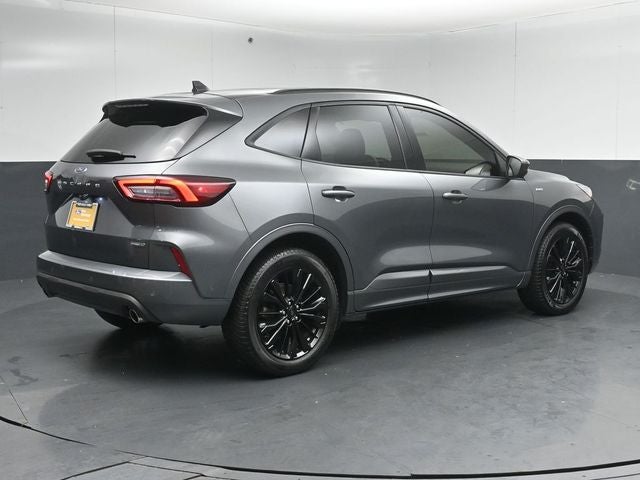 2023 Ford Escape Hybrid ST-Line Elite