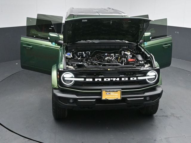 2025 Ford Bronco Outer Banks High Lux Package