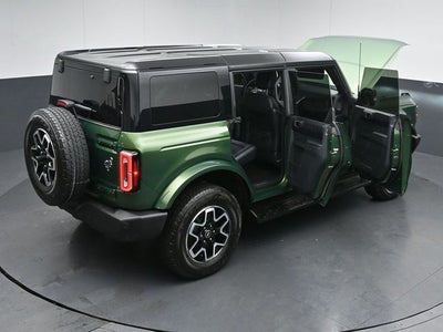 2025 Ford Bronco Outer Banks High Lux Package
