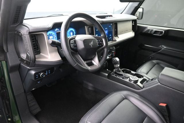 2025 Ford Bronco Outer Banks High Lux Package
