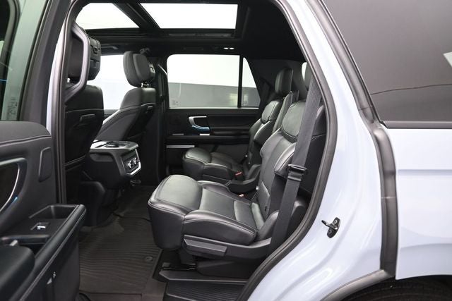 2026 Ford Expedition Platinum Stealth Performance