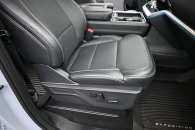 2026 Ford Expedition Platinum Stealth Performance