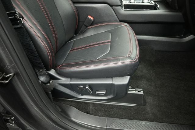 2021 Ford Expedition Limited Stealth Edition