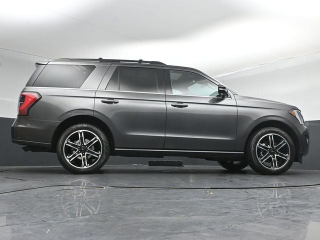 2021 Ford Expedition Limited Stealth Edition