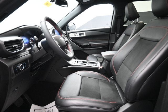 2024 Ford Explorer ST-Line