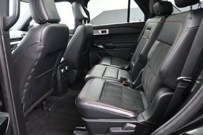 2024 Ford Explorer ST-Line