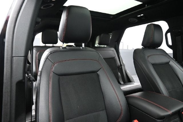 2024 Ford Explorer ST-Line