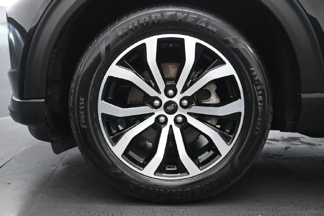 2024 Ford Explorer ST-Line