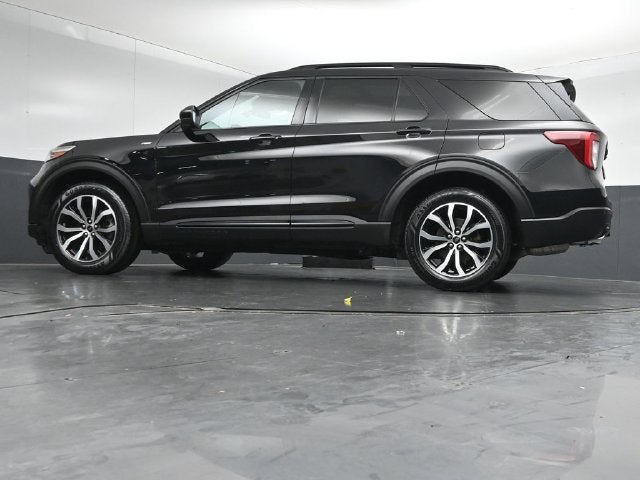 2024 Ford Explorer ST-Line