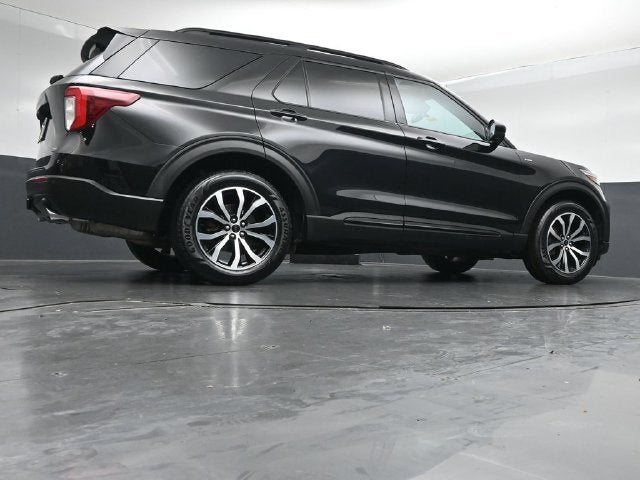 2024 Ford Explorer ST-Line