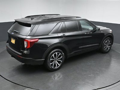 2024 Ford Explorer ST-Line