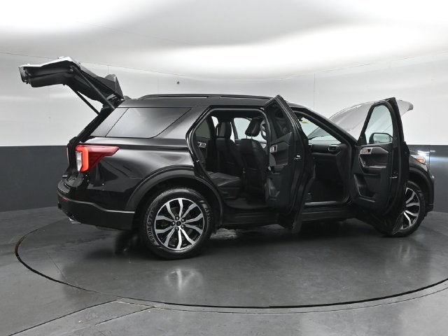 2024 Ford Explorer ST-Line