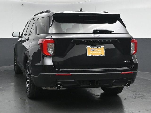 2024 Ford Explorer ST-Line