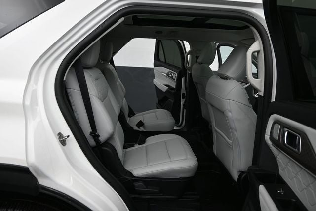 2025 Ford Explorer Platinum Ultimate